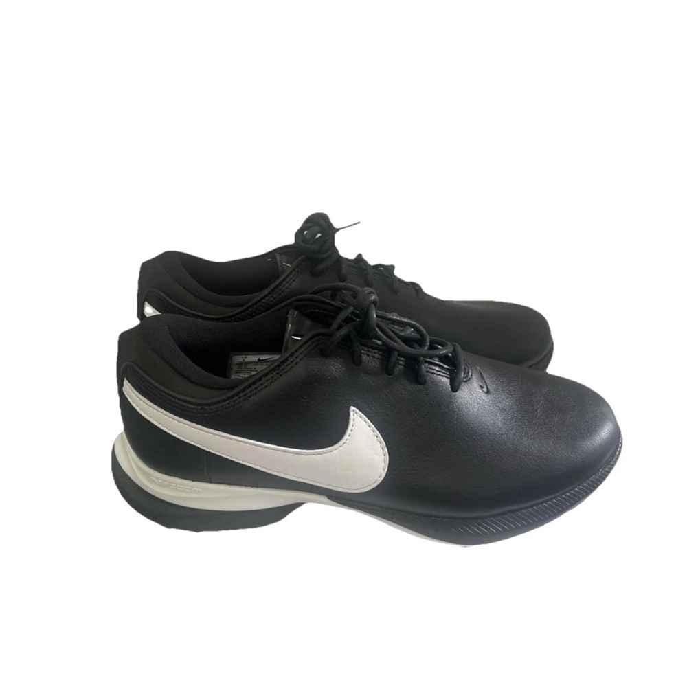 Nike Men's Black and White Athletic Shoes